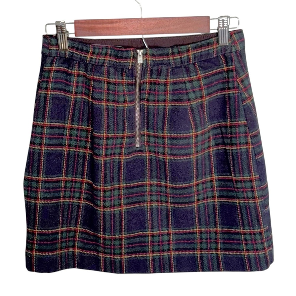 Hollister Ultra High Rise Navy Preppy Plaid Mini Skirt Size Small - Picture 4 of 7